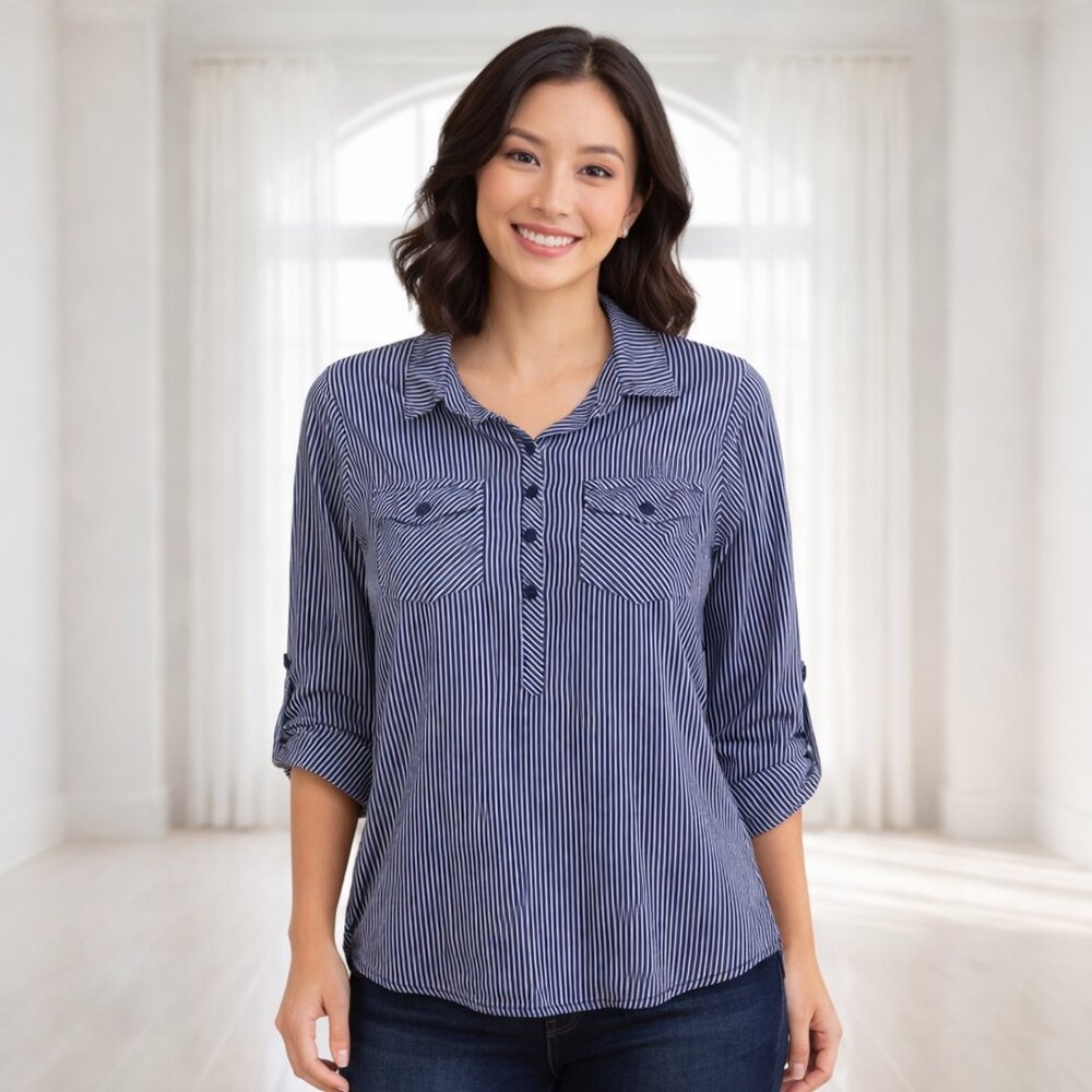 2 /$20 Eden & Olivia Medium Petite Striped Button Front Blouse | Blue White